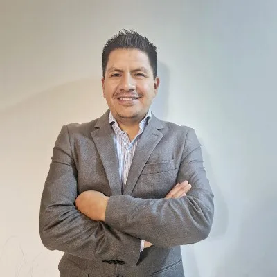 Retrato de Braulio Otavalo, AI Engineer y co-founder de Grand Pawn